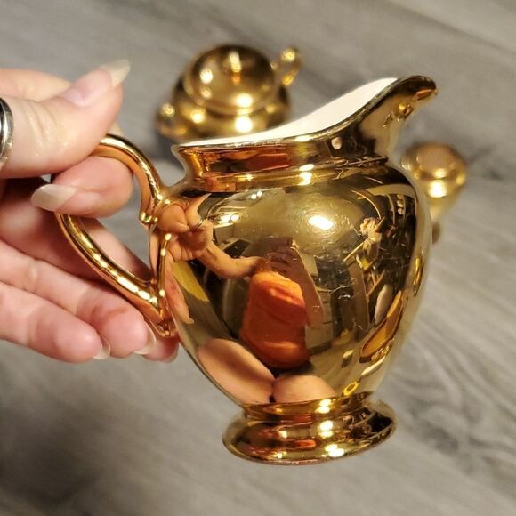 Vintage Gold Cut Glass Geo H Bowman & Son Creamer/Sugar & w/Salt/Pepper Set - Picture 6 of 8